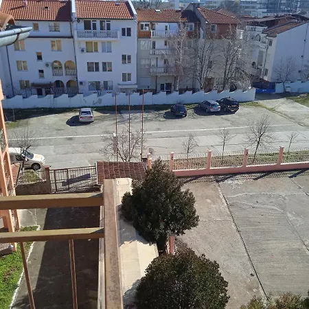 Casa Brava 2 *